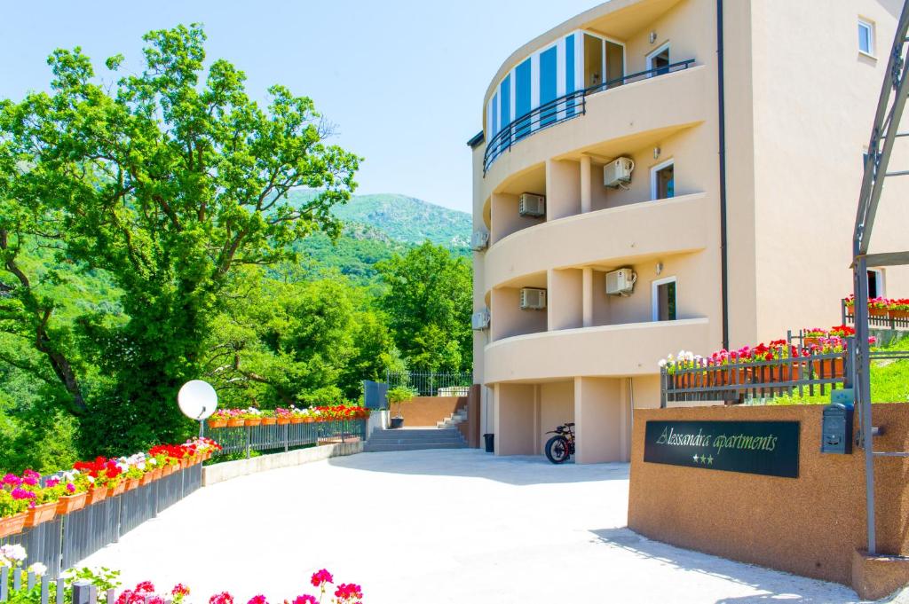 Alessandra Apartmani Sv. Stefan