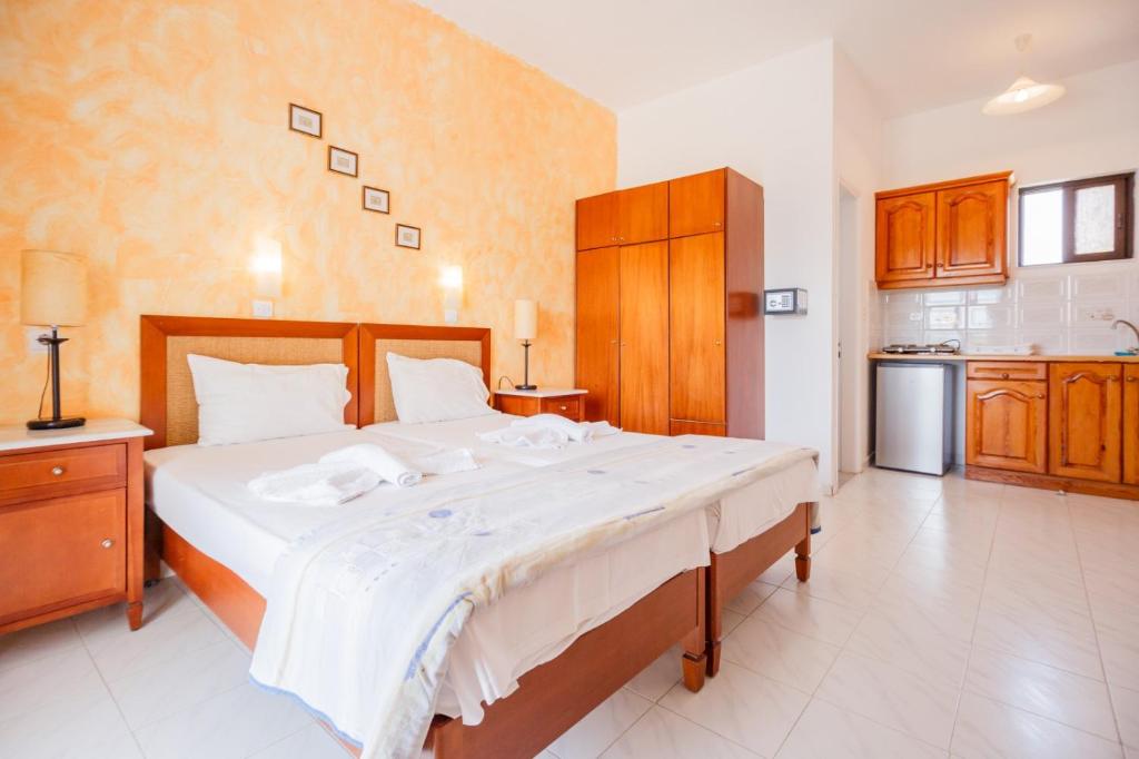 Babis Studios Halkidiki