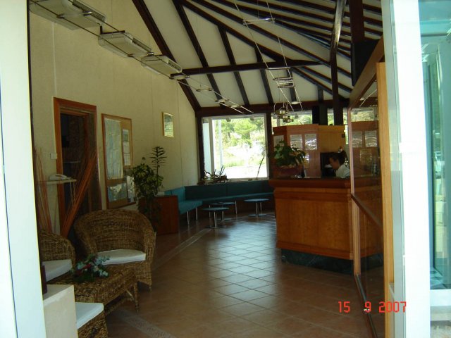 Hotel i restoran ZLATNI LAV
