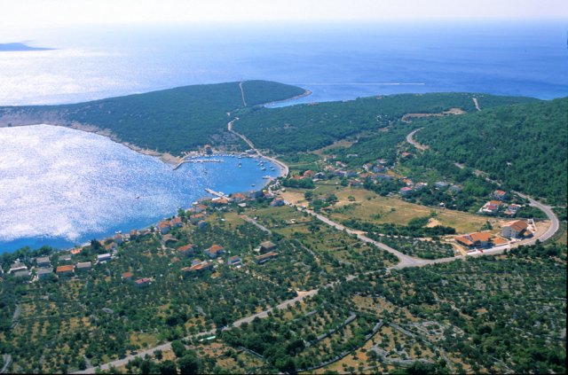 Hotel i restoran ZLATNI LAV