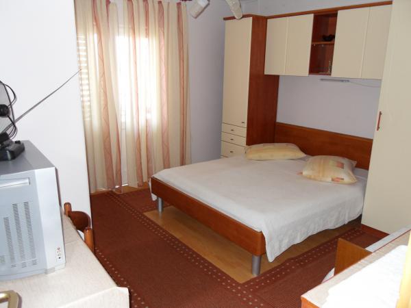 Apartmani i sobe Moso