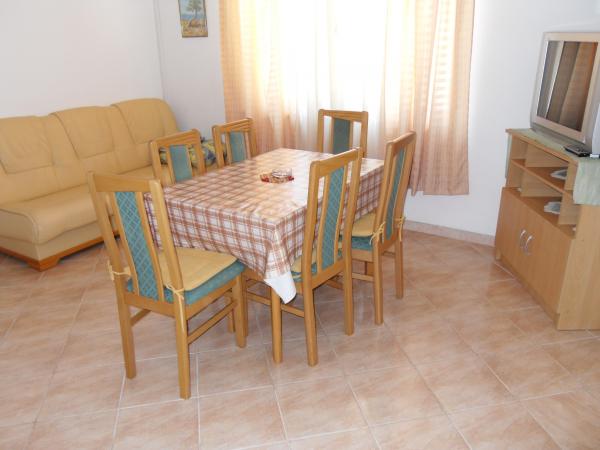 Apartmani i sobe Moso