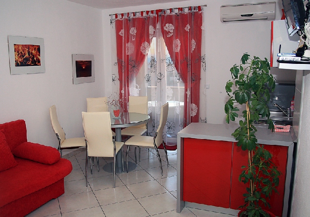 Apartmani Jakic - Tucepi