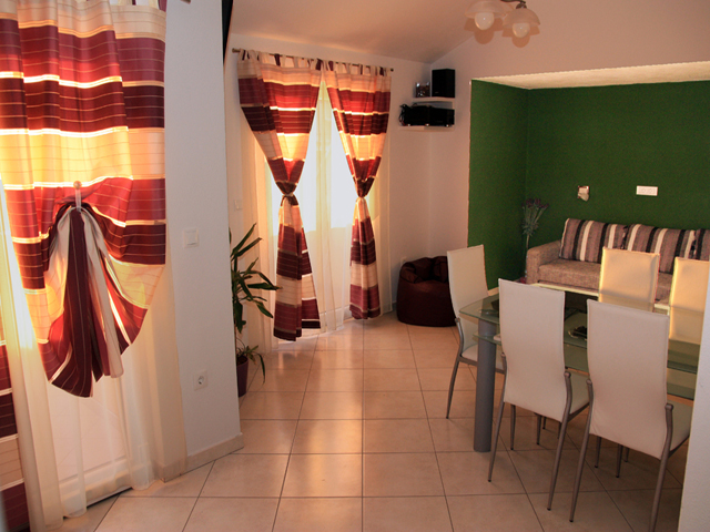 Apartmani Jakic - Tucepi