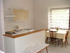 Apartmani i sobe Maya