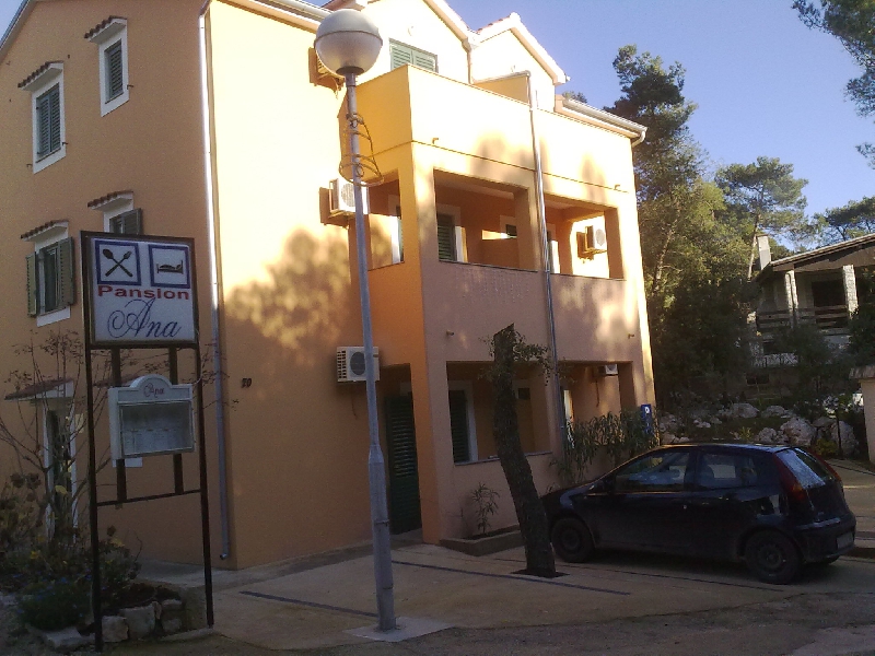 Pansion Ana LoÅ¡inj