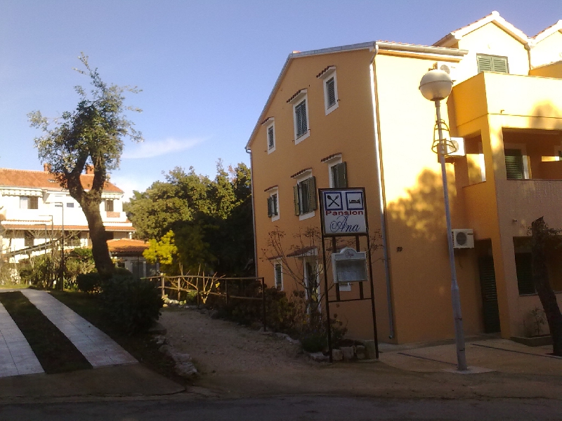 Pansion Ana LoÅ¡inj