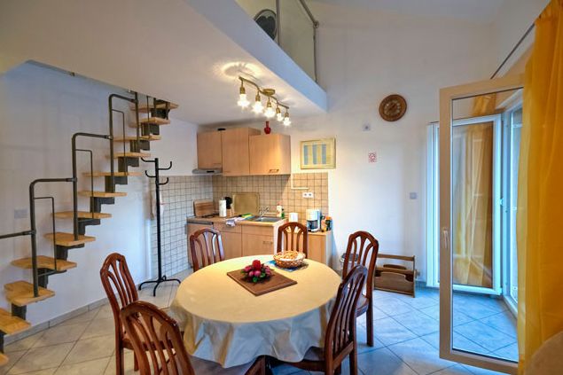 Apartmani Isel Hvar