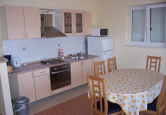 Ante Apartmani