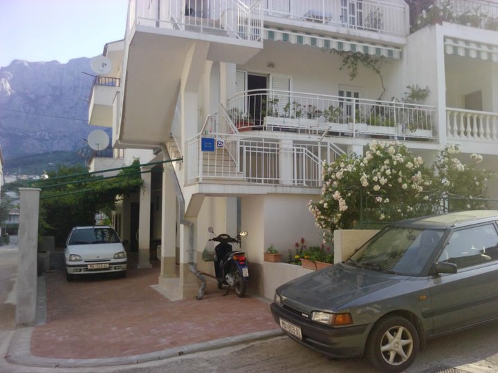 Apartmani Klara Makarska