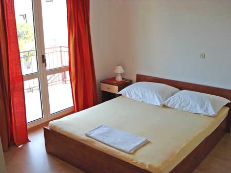 Apartmani Klara Makarska