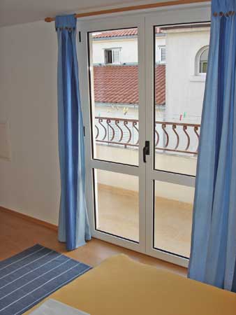 Apartmani Klara Makarska