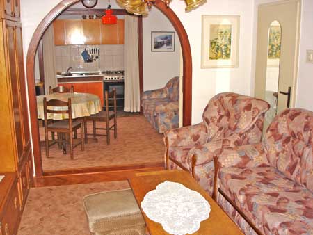 Apartmani Klara Makarska