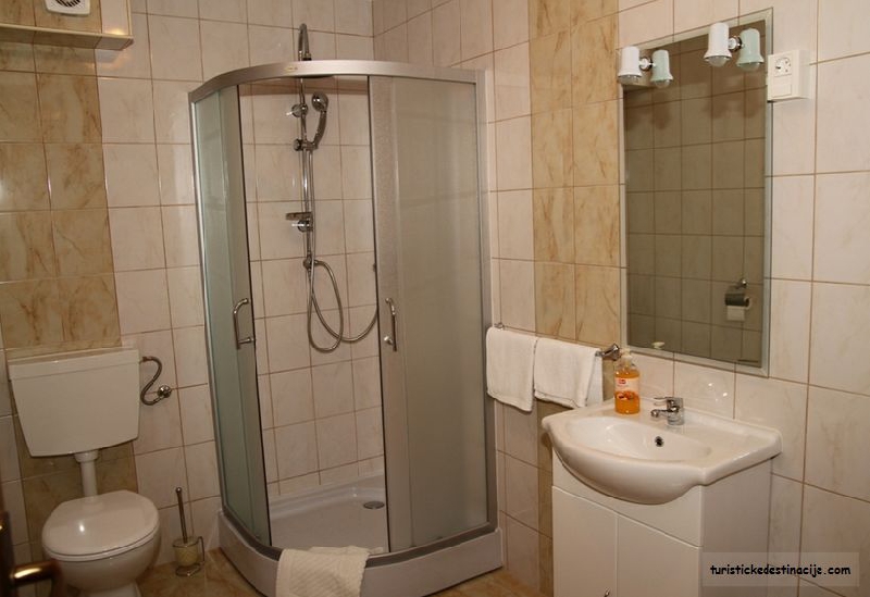 PlitviÄki Dvori