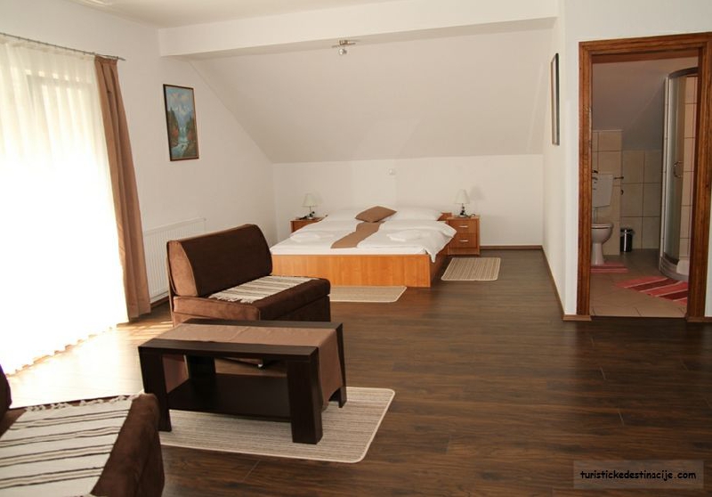 PlitviÄki Dvori