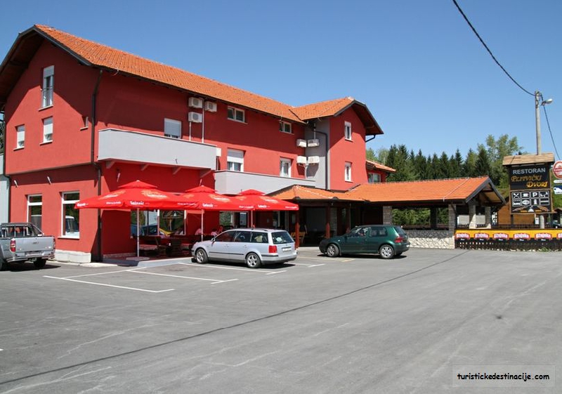 PlitviÄki Dvori