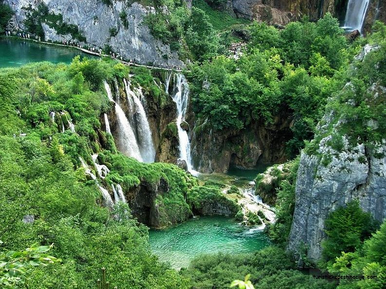 PlitviÄki Dvori