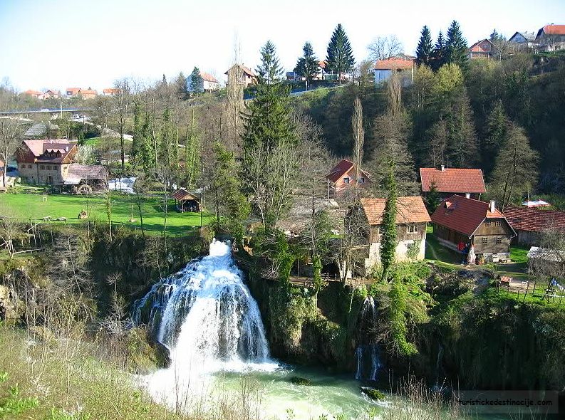 PlitviÄki Dvori