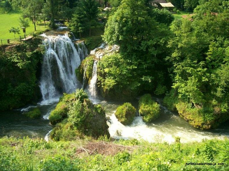 PlitviÄki Dvori